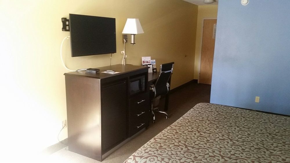 Days Inn & Suites By Wyndham Peachtree Corners Norcross Exteriör bild