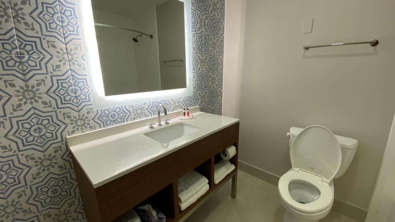 Days Inn & Suites By Wyndham Peachtree Corners Norcross Exteriör bild