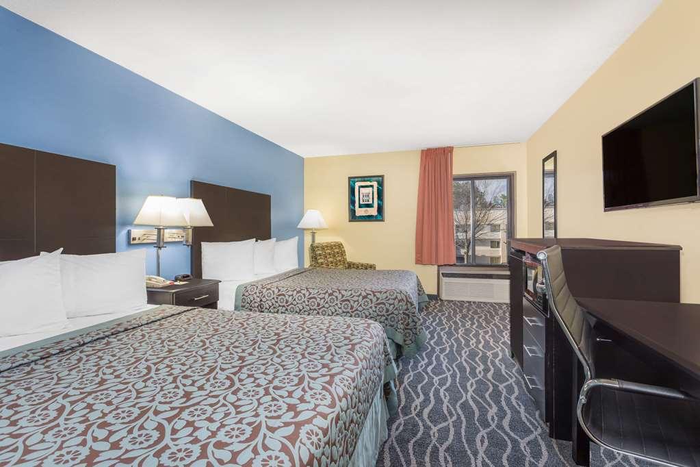 Days Inn & Suites By Wyndham Peachtree Corners Norcross Rum bild